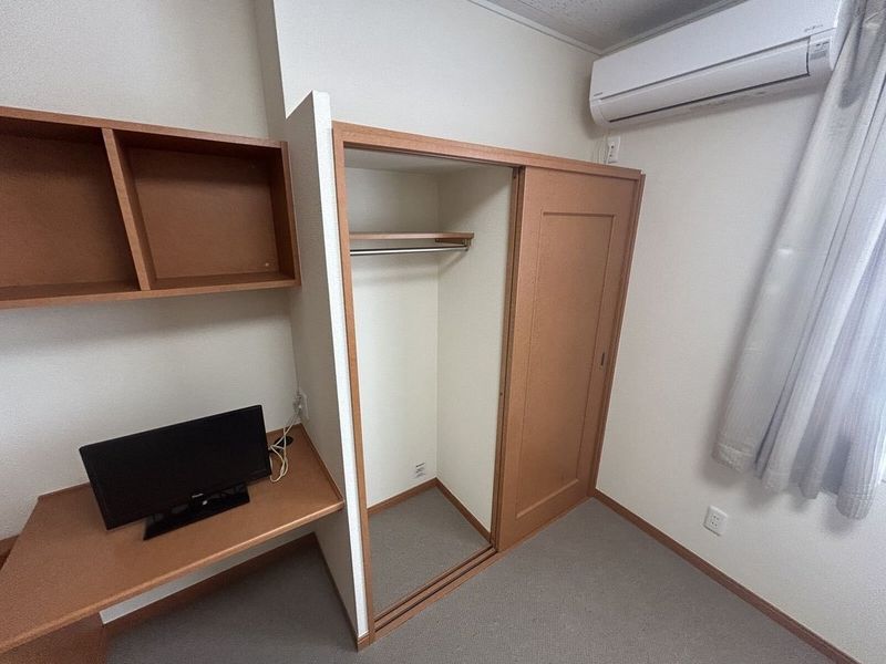 レオパレスサーンクタカダ 収納
