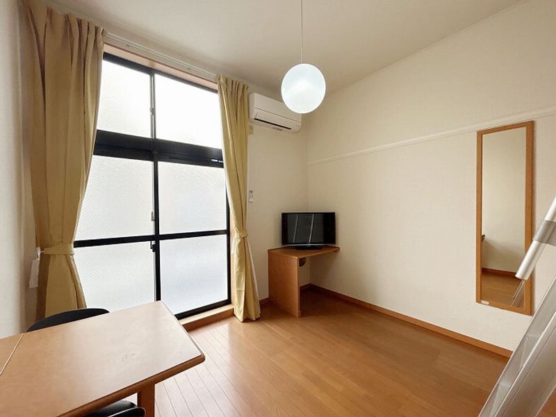 leopalace Wisteria Hirai II Phòng khách