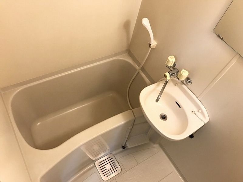 レオパレスシャルム 風呂