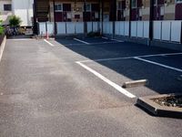 レオパレスメルベーユⅢ 駐車場