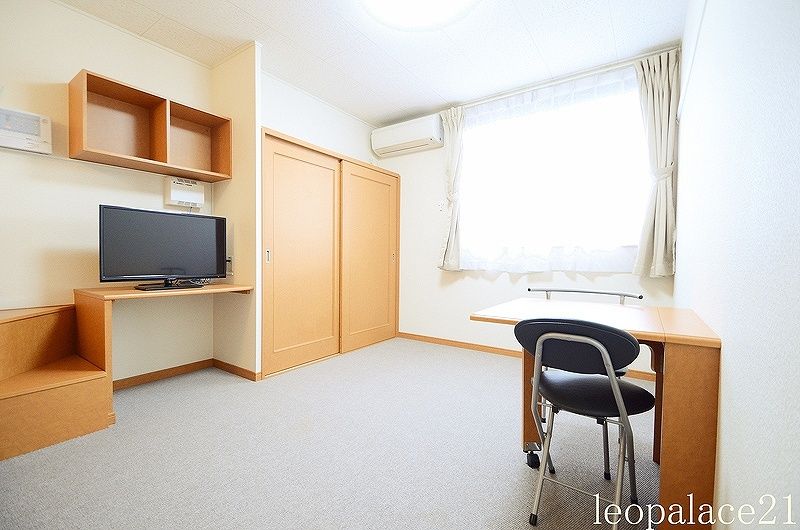 leopalace Kazu II Living room