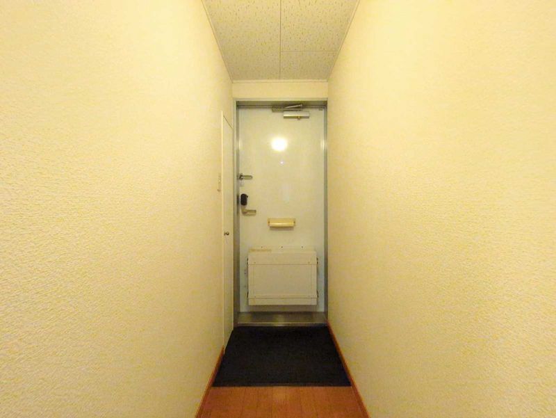 レオパレスＭＡＴＳＵＤＡ 玄関