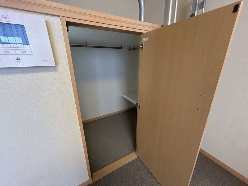 レオパレスグリーンパイン松本 収納