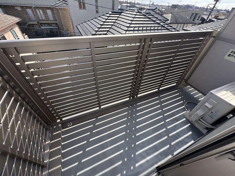 CLEINO Chans Ban công