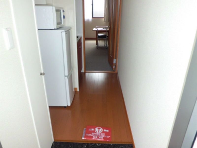 レオパレスＭＩＡ 玄関