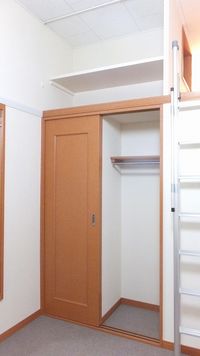 レオパレス長野一丁目 収納
