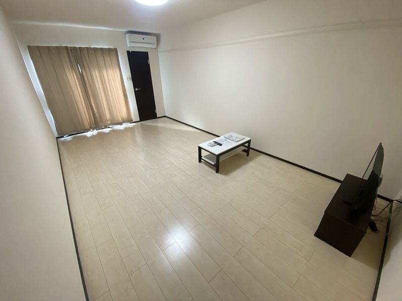 レオネクストカサデエスペランサ 居間