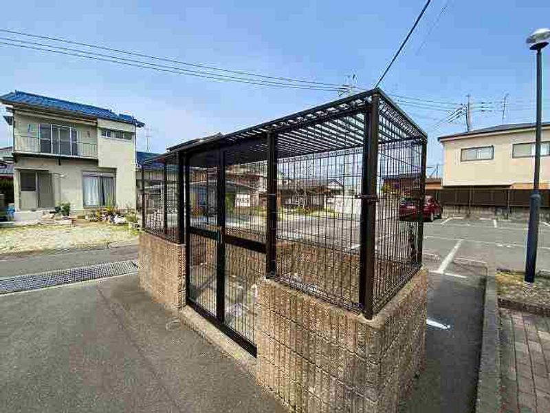 レオパレスＦ 共用部分