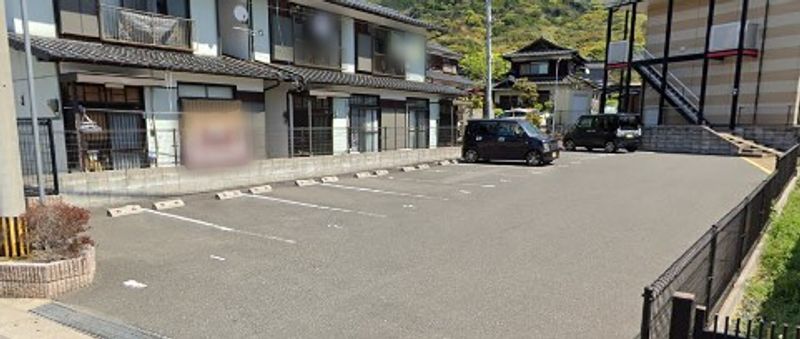 レオパレス上田 駐車場