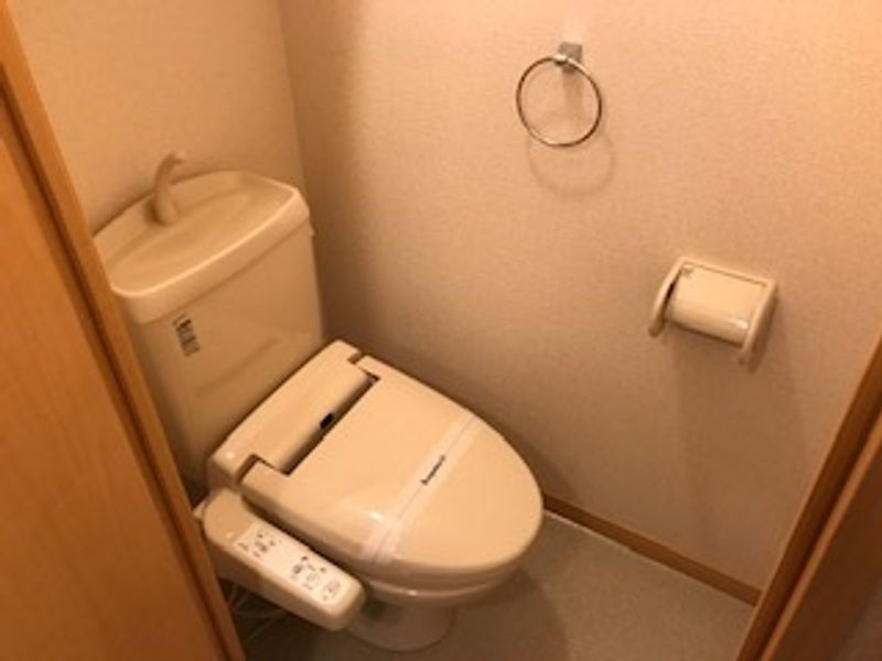 LEONEXT J Toilet
