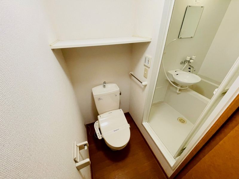 レオパレスリブラ トイレ