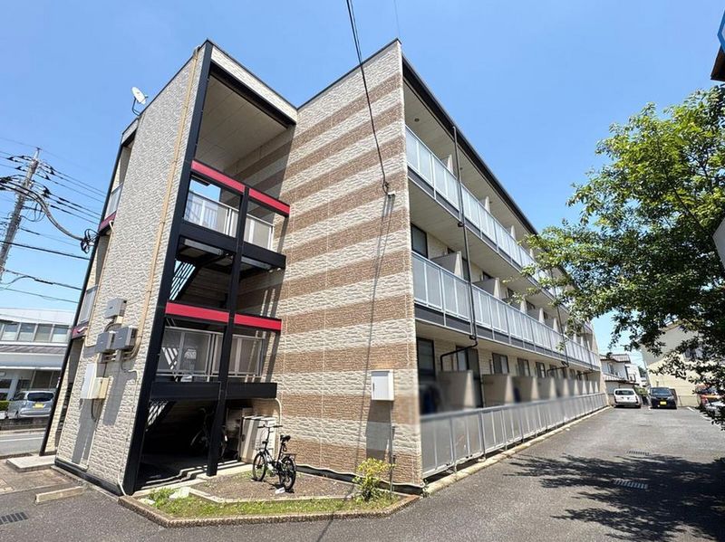 レオパレス天大南 外観
