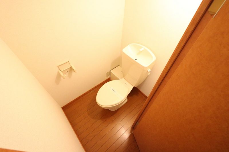 レオパレス八雲西 トイレ