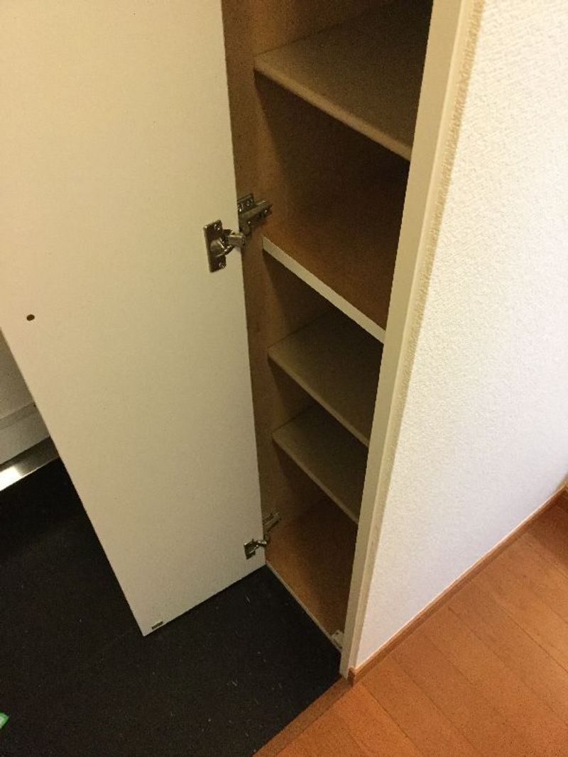 レオパレスベル　パストラル 収納