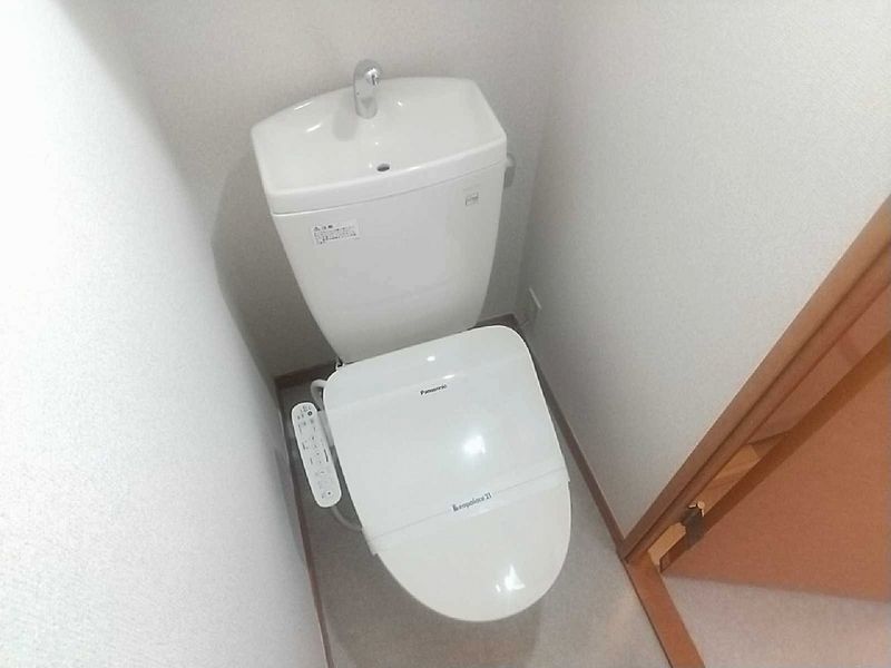 レオパレスグリーン トイレ