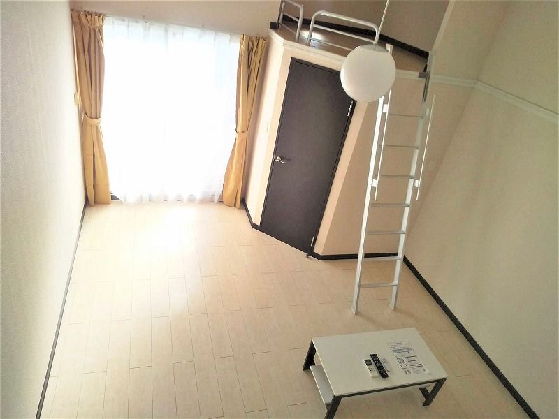 レオネクストさくら 居間