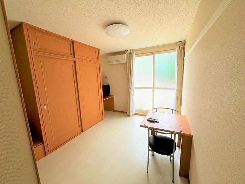レオパレスいちごＢ 居間