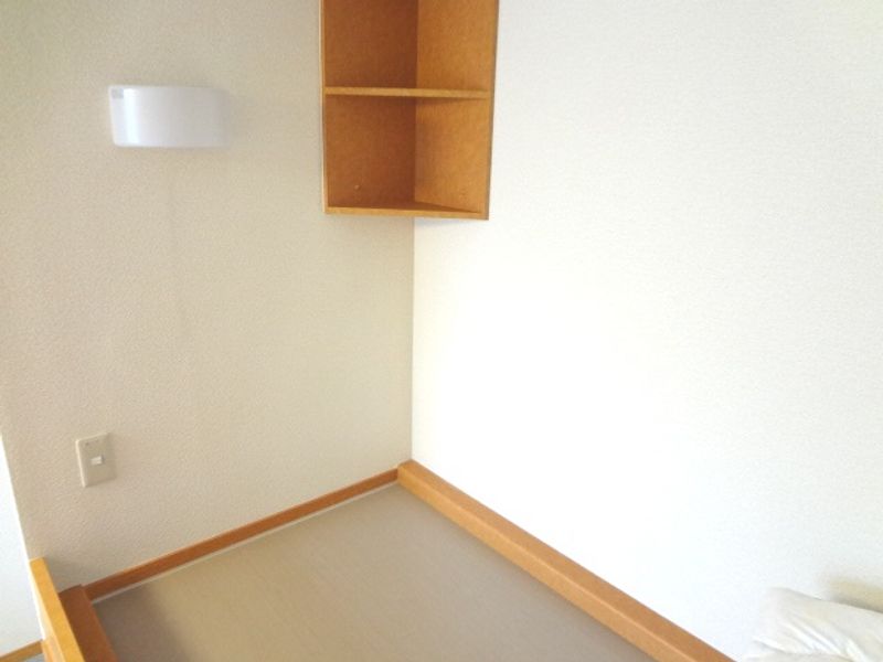 レオパレスフィレーツェ その他設備