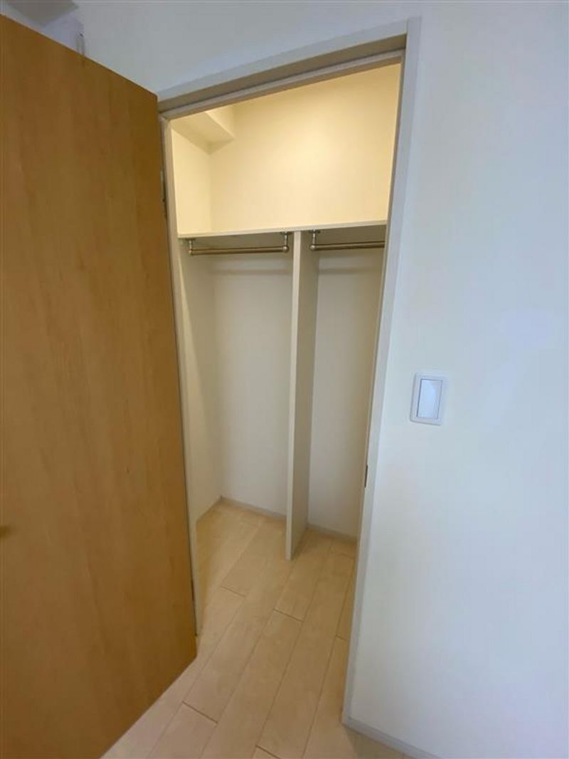 CLEINO MOON I Washroom