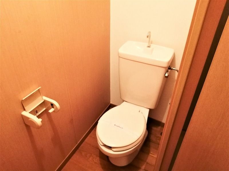 レオパレスヴィヴェール トイレ