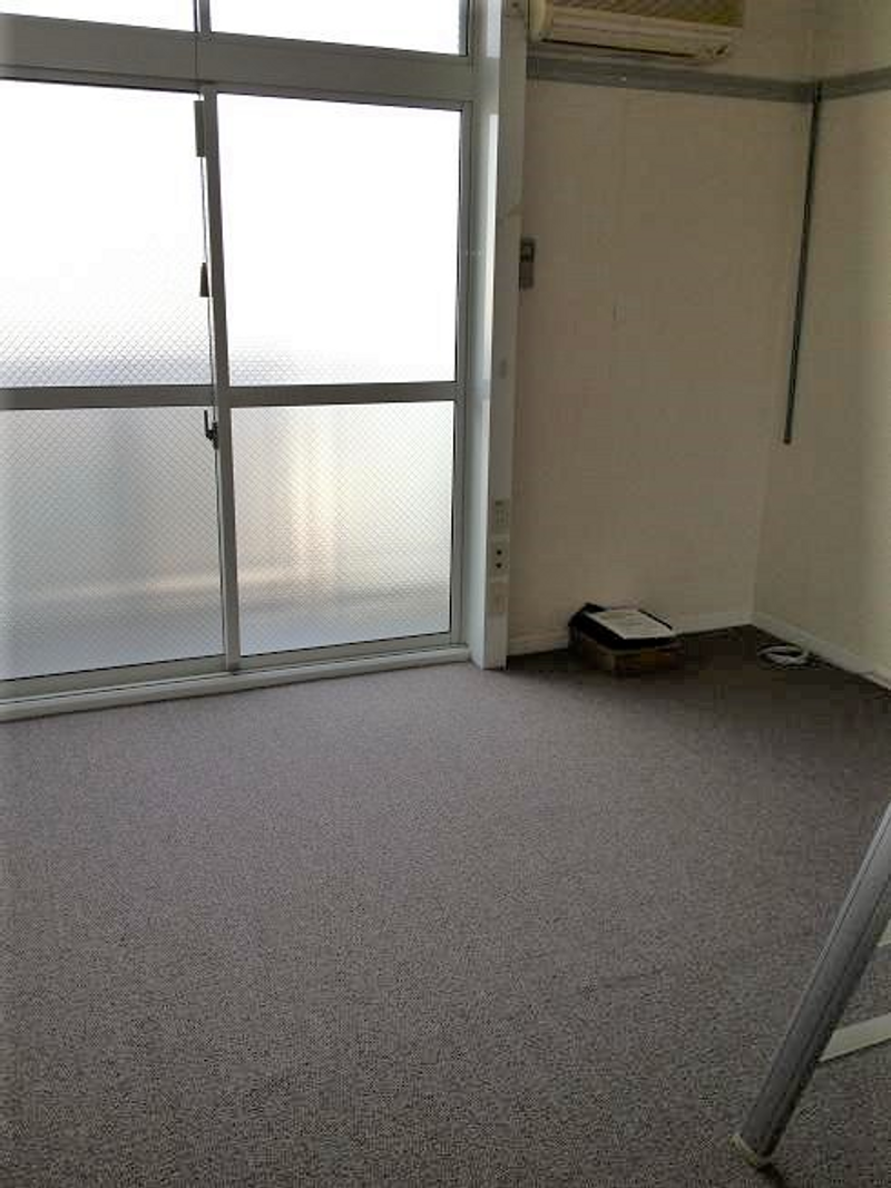 レオパレスサンコートオンダ 居間