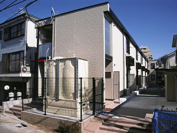 レオパレスプラムアヴェニュー 外観