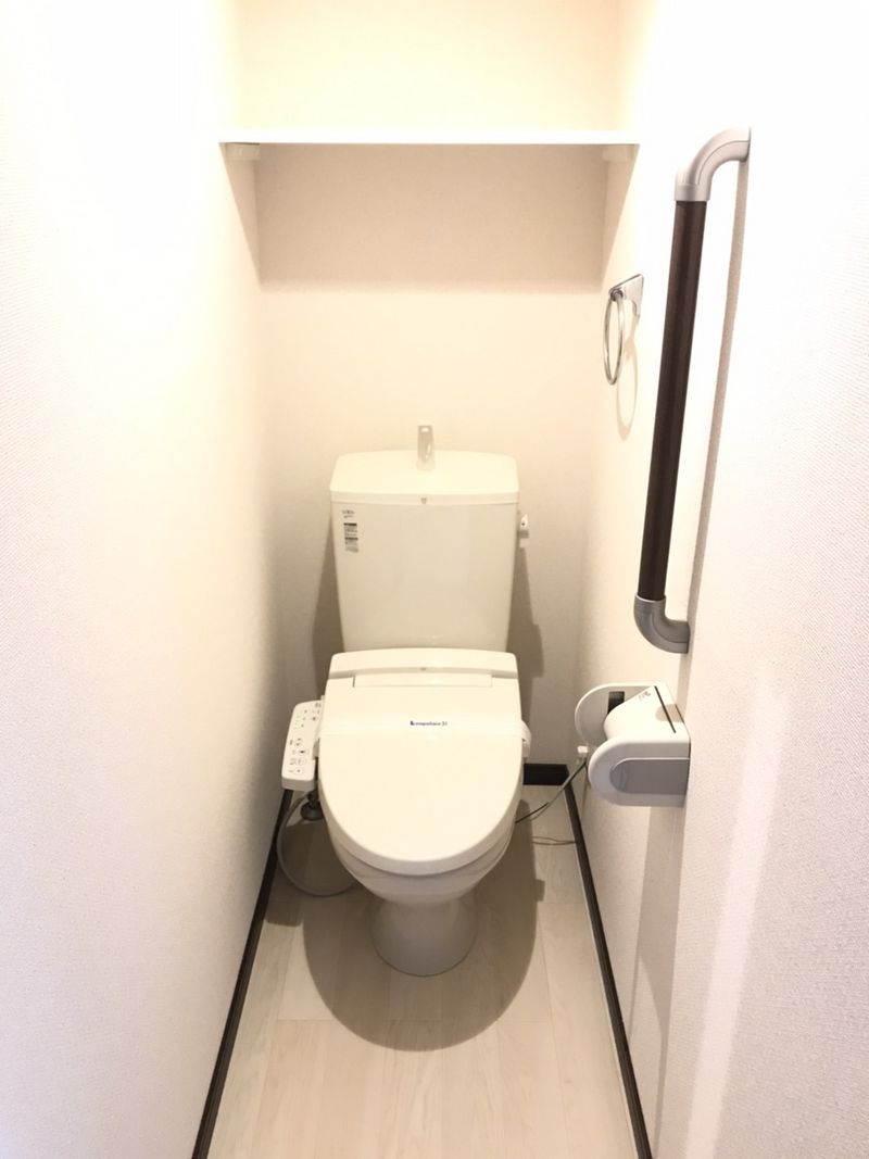レオネクストグリーンハウス江波 トイレ