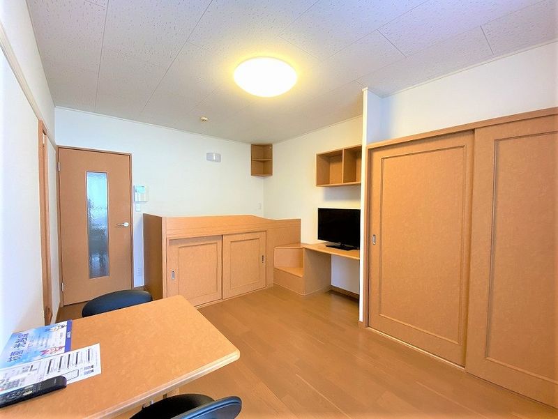 レオパレスネイティブⅤ 収納
