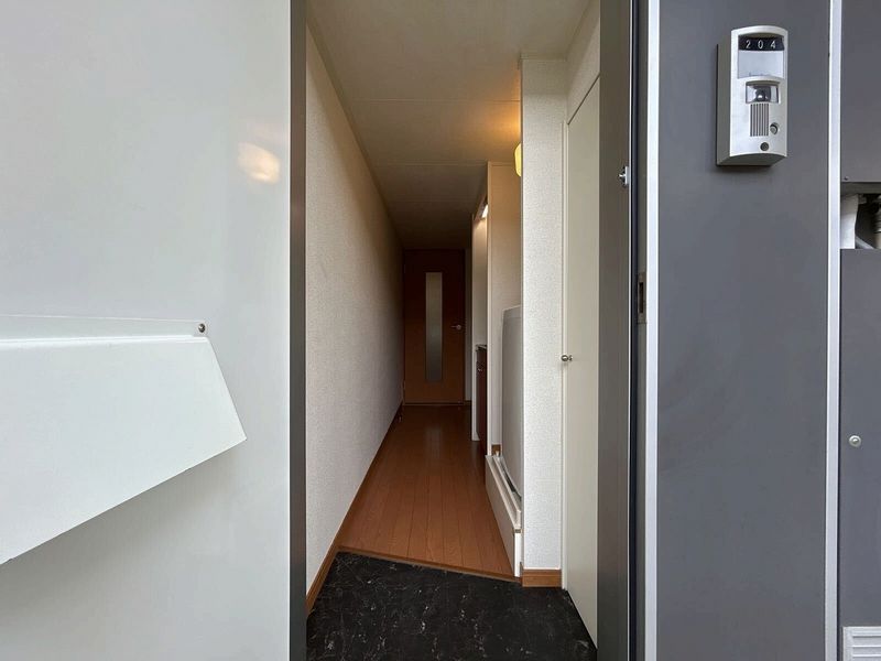 leopalace East II Entrance