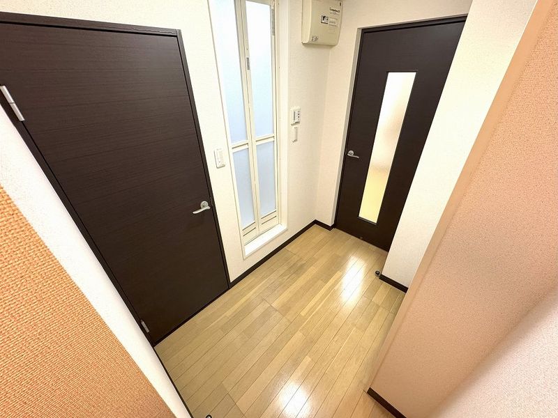 LEONEXT Conscious Rock Lối vào