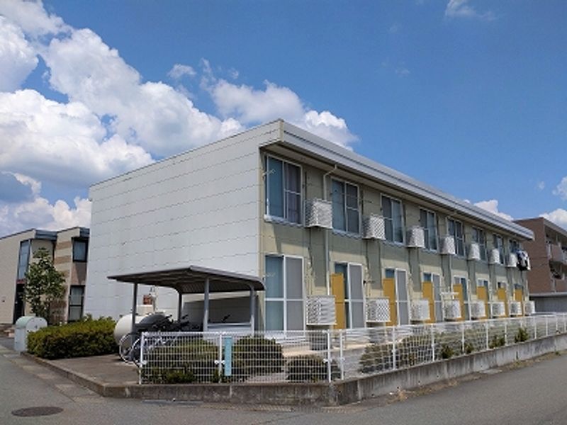 レオパレスフリーダム稲田 外観