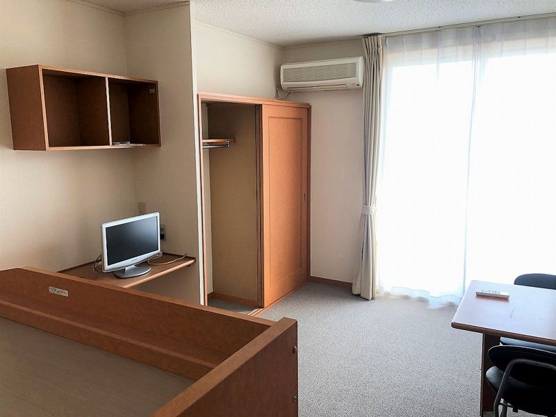 レオパレスアイズ 居間