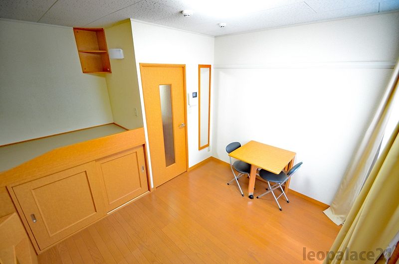 レオパレスＭＡＲＵＫＩＴＡⅢ 寝室