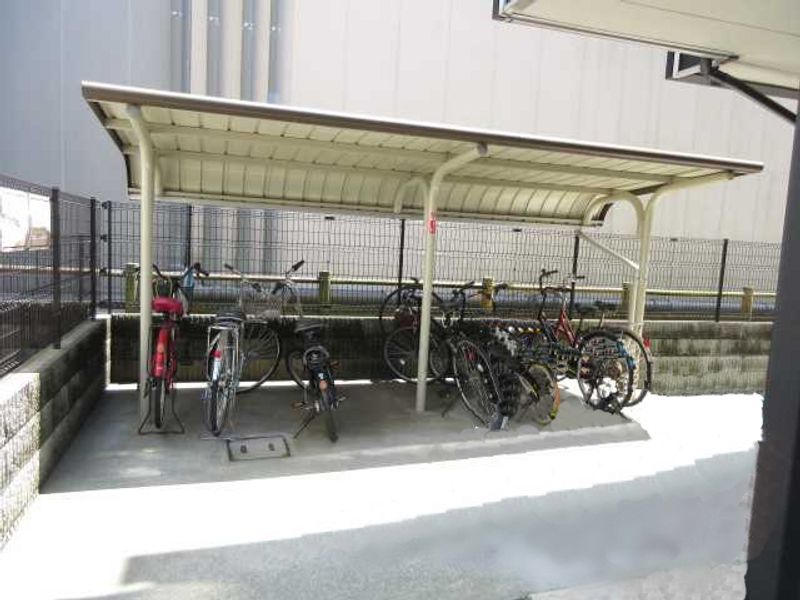 レオパレス志茂 共用部分