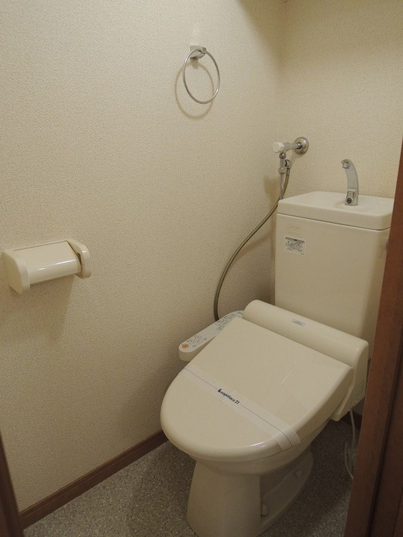 レオパレスメゾン　山　鼻 トイレ