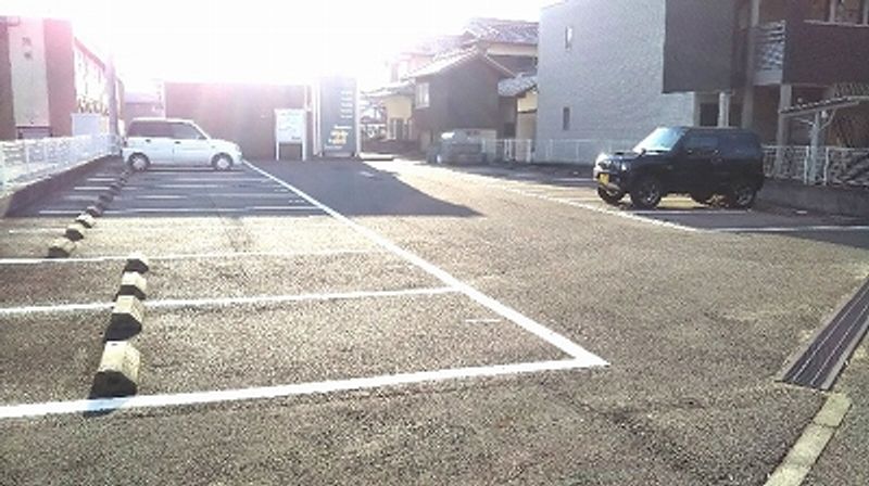 レオパレスＬｅＭｏｎｄｅ 駐車場
