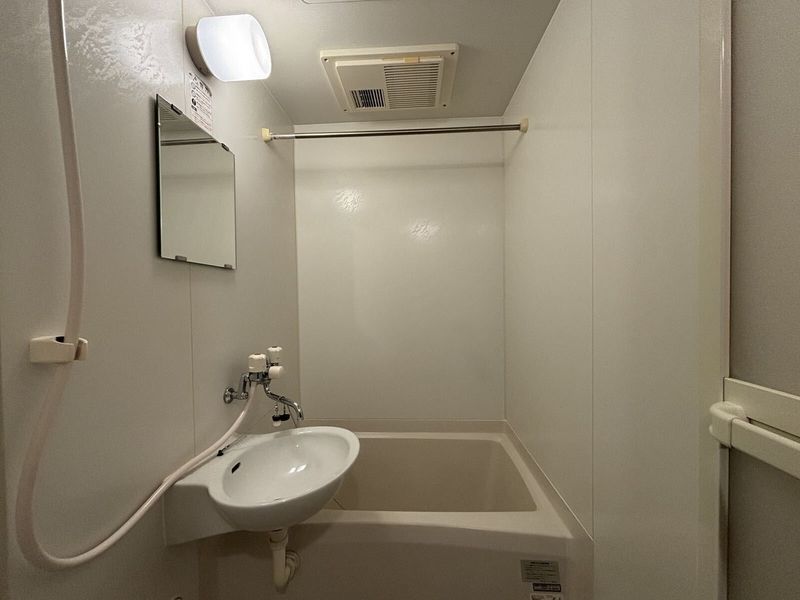 レオパレススプルース鳴尾 風呂