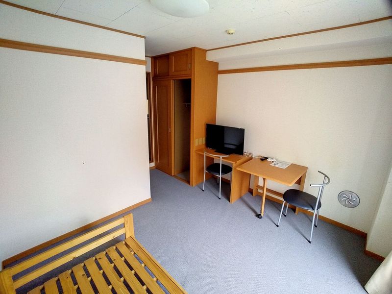 レオパレスひまわり 居間