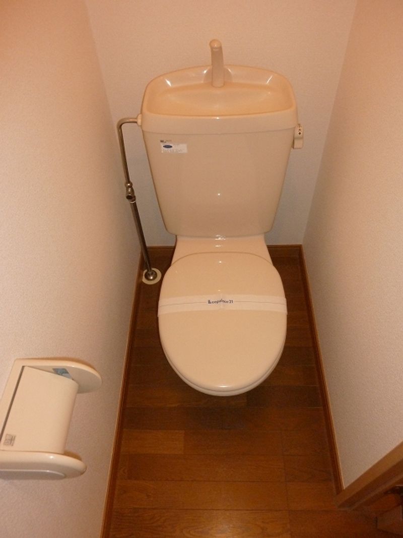 レオパレスサナロＡ トイレ