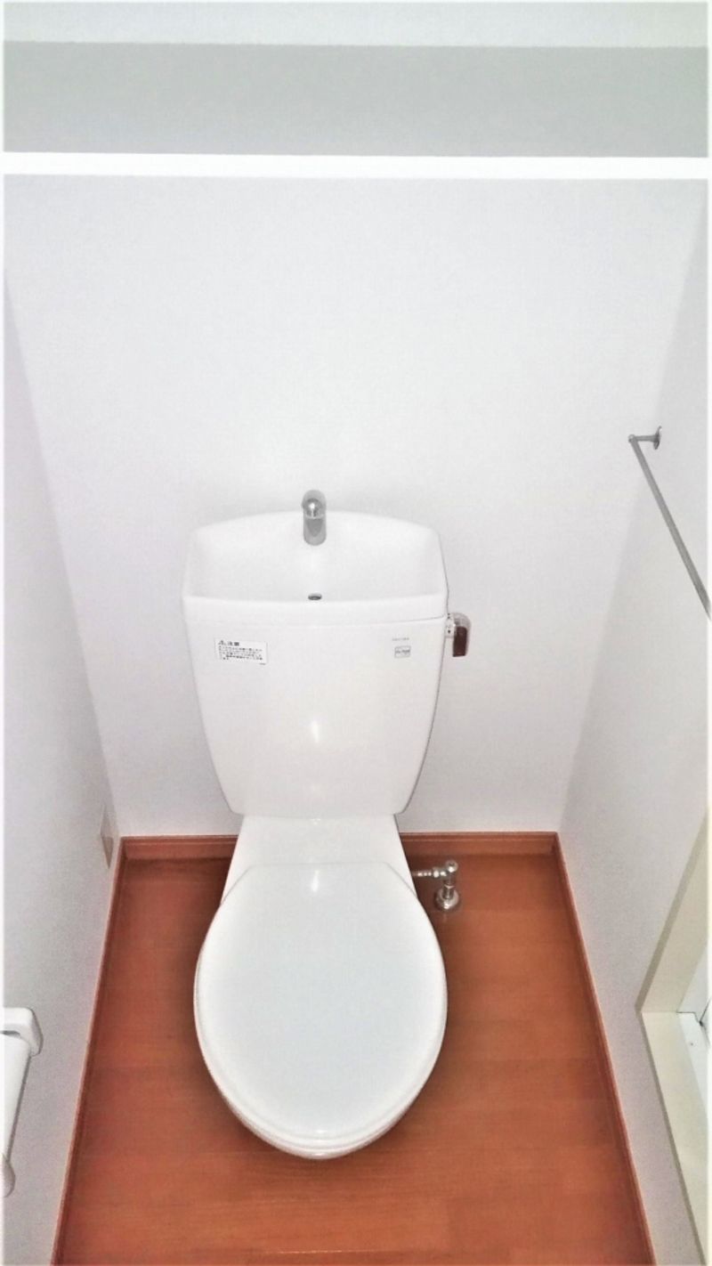 レオパレスひいらぎ トイレ