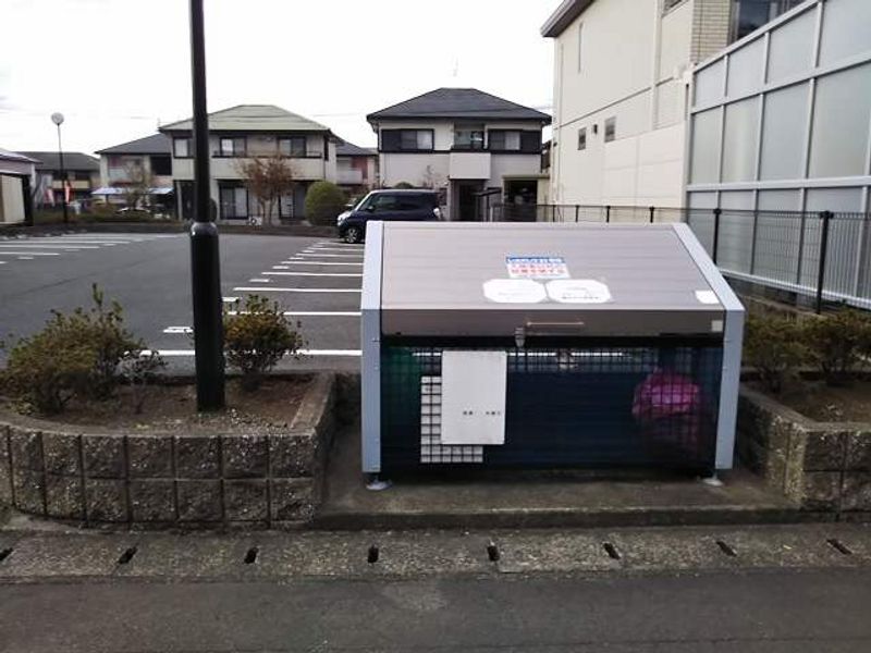 レオパレス里 共用部分