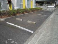 レオパレスライア 駐車場