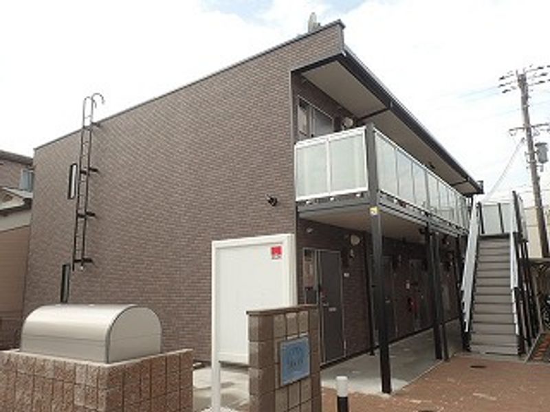 レオネクストヨセミテ 玄関