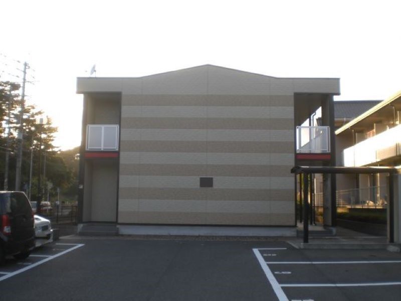 レオパレス希みが丘Ⅱ 外観
