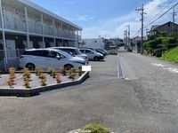 レオパレスコンフォート虹ヶ丘 駐車場