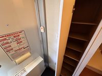 レオパレスリヴァーレ 玄関