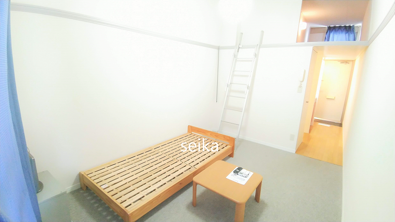 レオパレス境川親水公園 居間