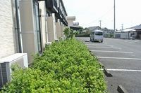 レオパレスシャンデテ 駐車場