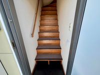 レオパレス八萬屋 玄関