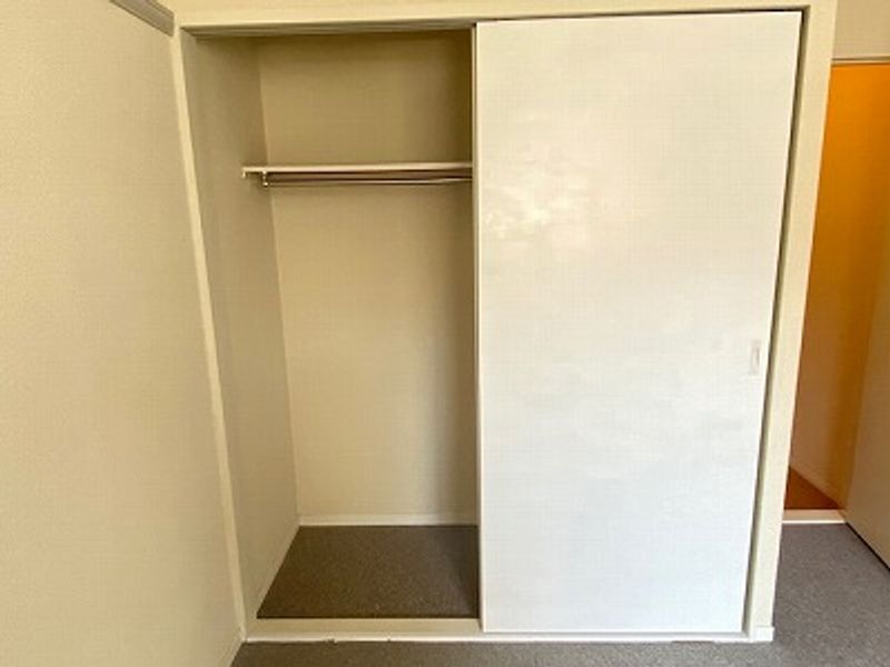 leopalace Courage Tomitsuka II Storage